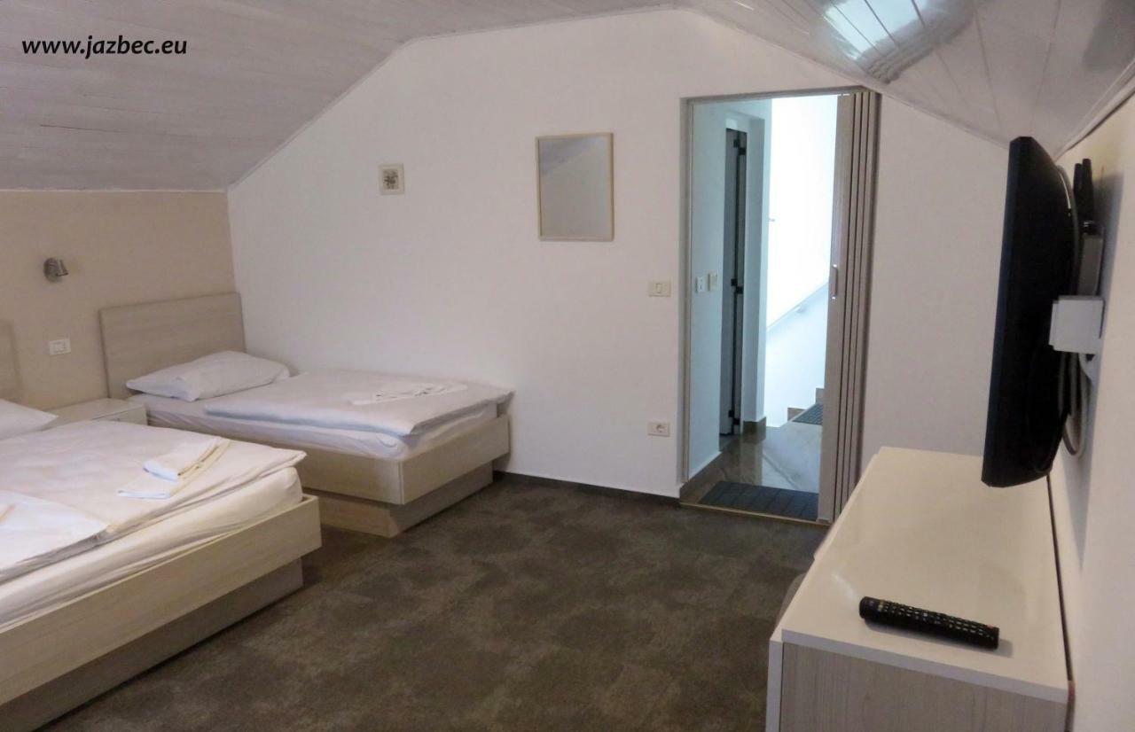 Sobe Rooms Zimmer Jazbec Idrsko Zewnętrze zdjęcie